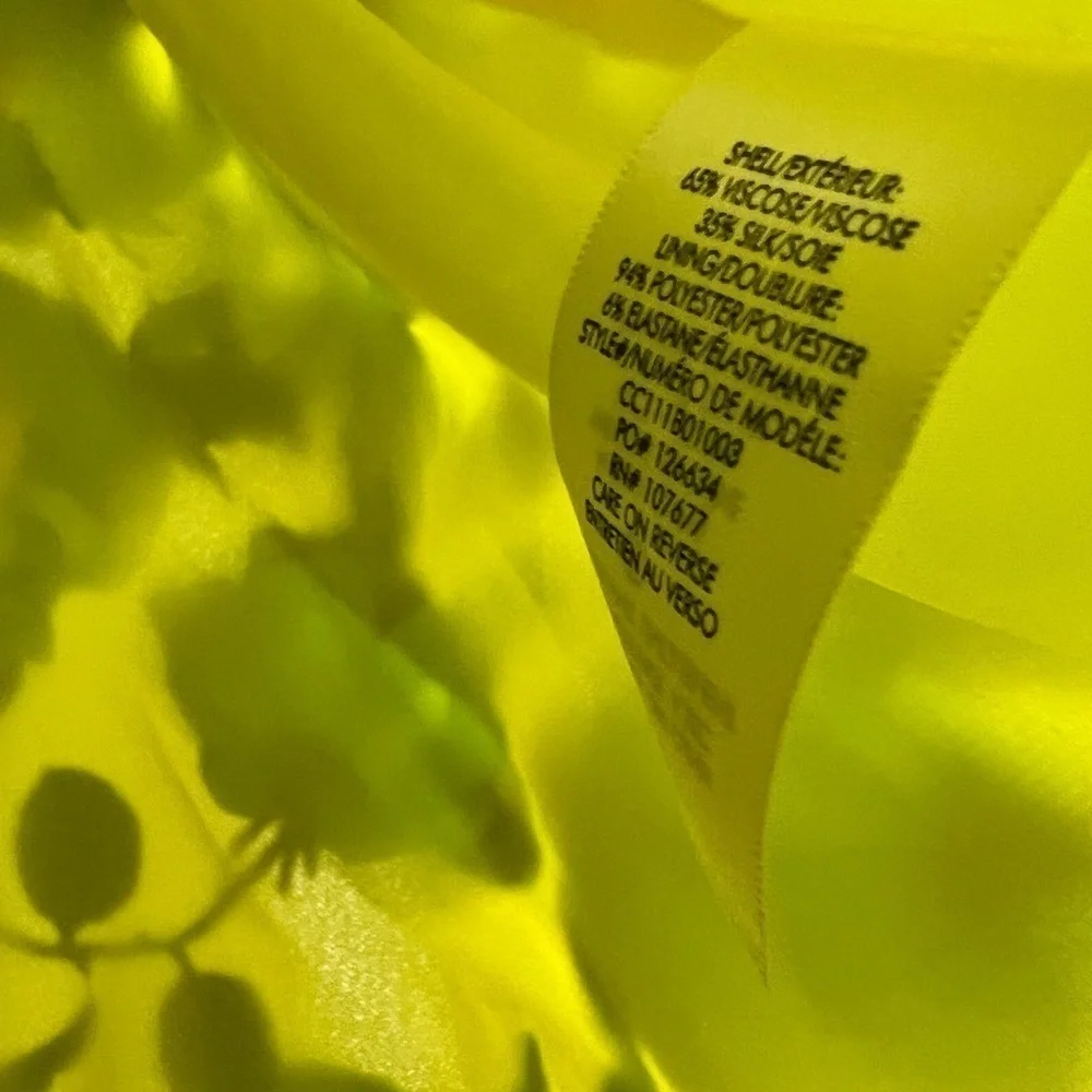 ALICE + OLIVIA Jordana Bow-Collar Button-Front Blouse - Picture 11 of 14